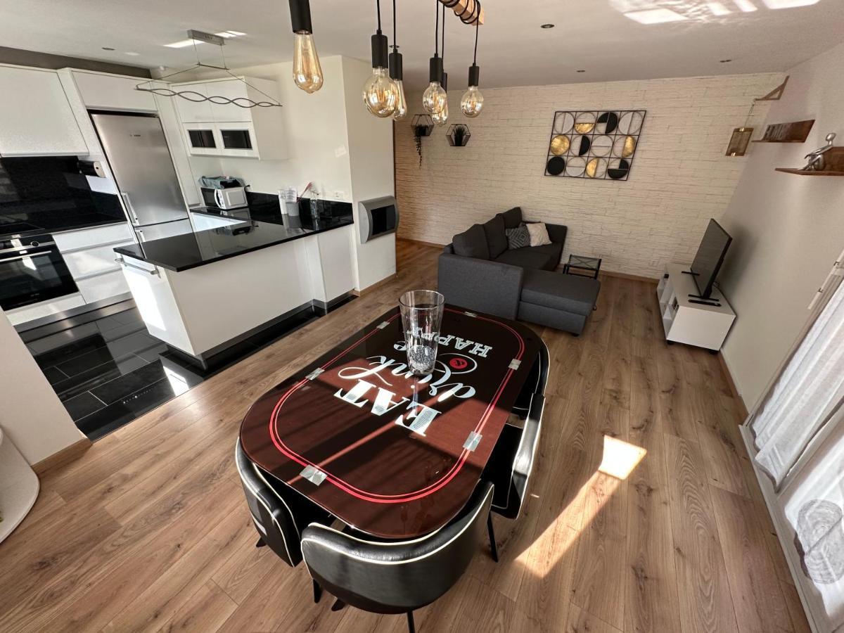 Gruyere Alpes Appartement 3 Chambres Bbq Parking Neirivue المظهر الخارجي الصورة